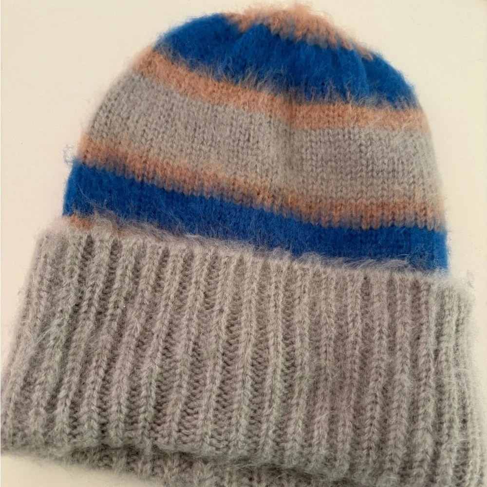 NWOT Free People The Groove Stripe Beanie